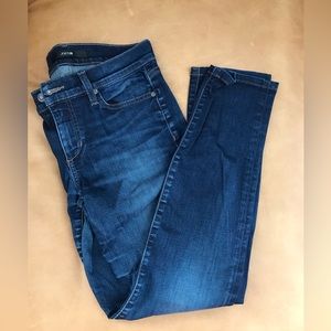 Joe’s jeans dark blue wash with straight legs
